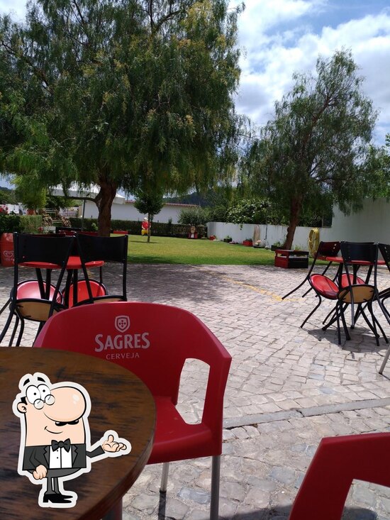 In Caf&eacute;